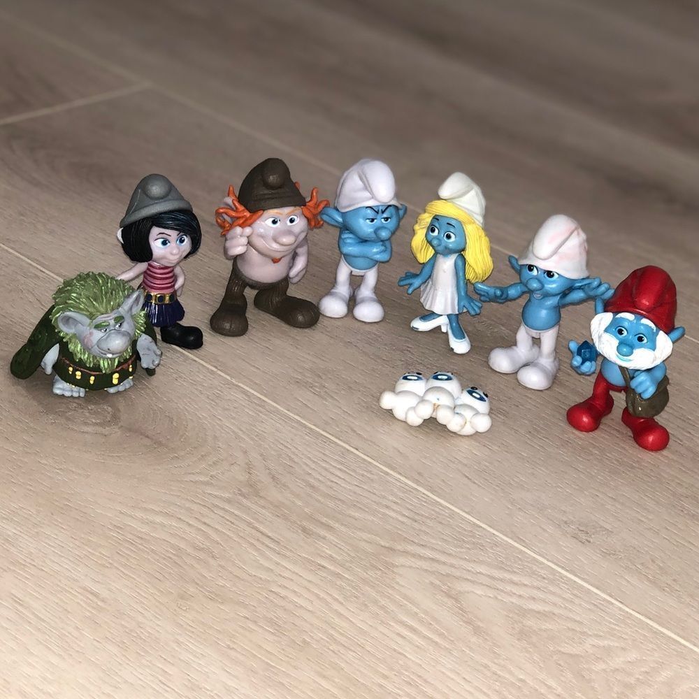 Smurfs figurines